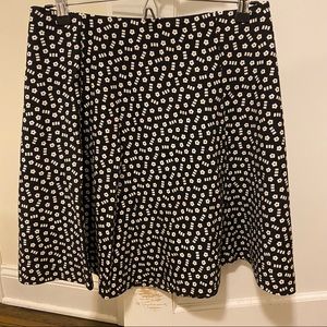 Uniqlo black and white flower skater skirt